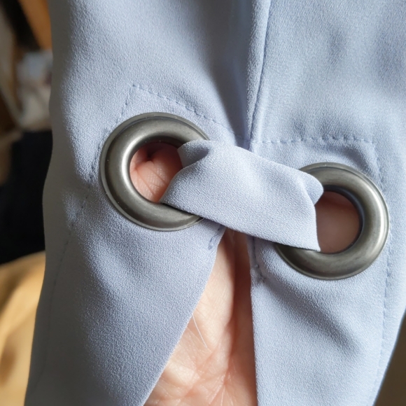 Blouse w/ grommets so cute - Picture 4 of 8